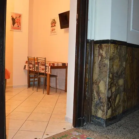 Casa Porta Susa Apartamento *